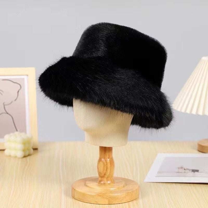 Faux Fur Bucket Hat – Cozy Elegance