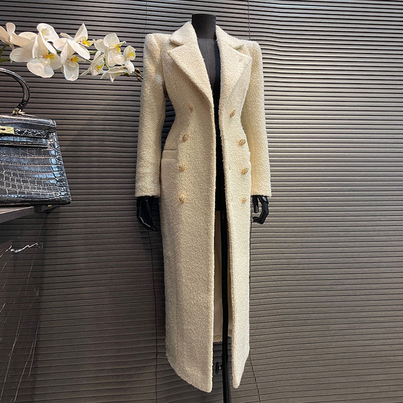 Wool Grace Coat – The Timeless Winter Silhouette